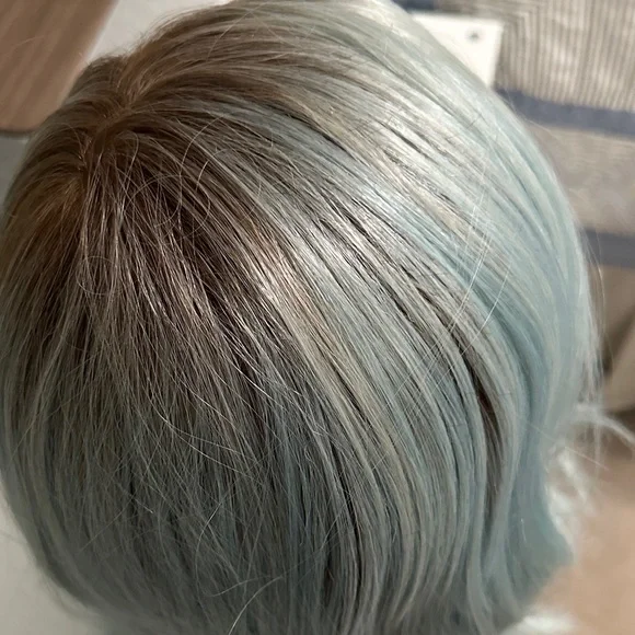 Belle Tress Pike Place HF Ocean Blonde NWT - Picture 5 of 9